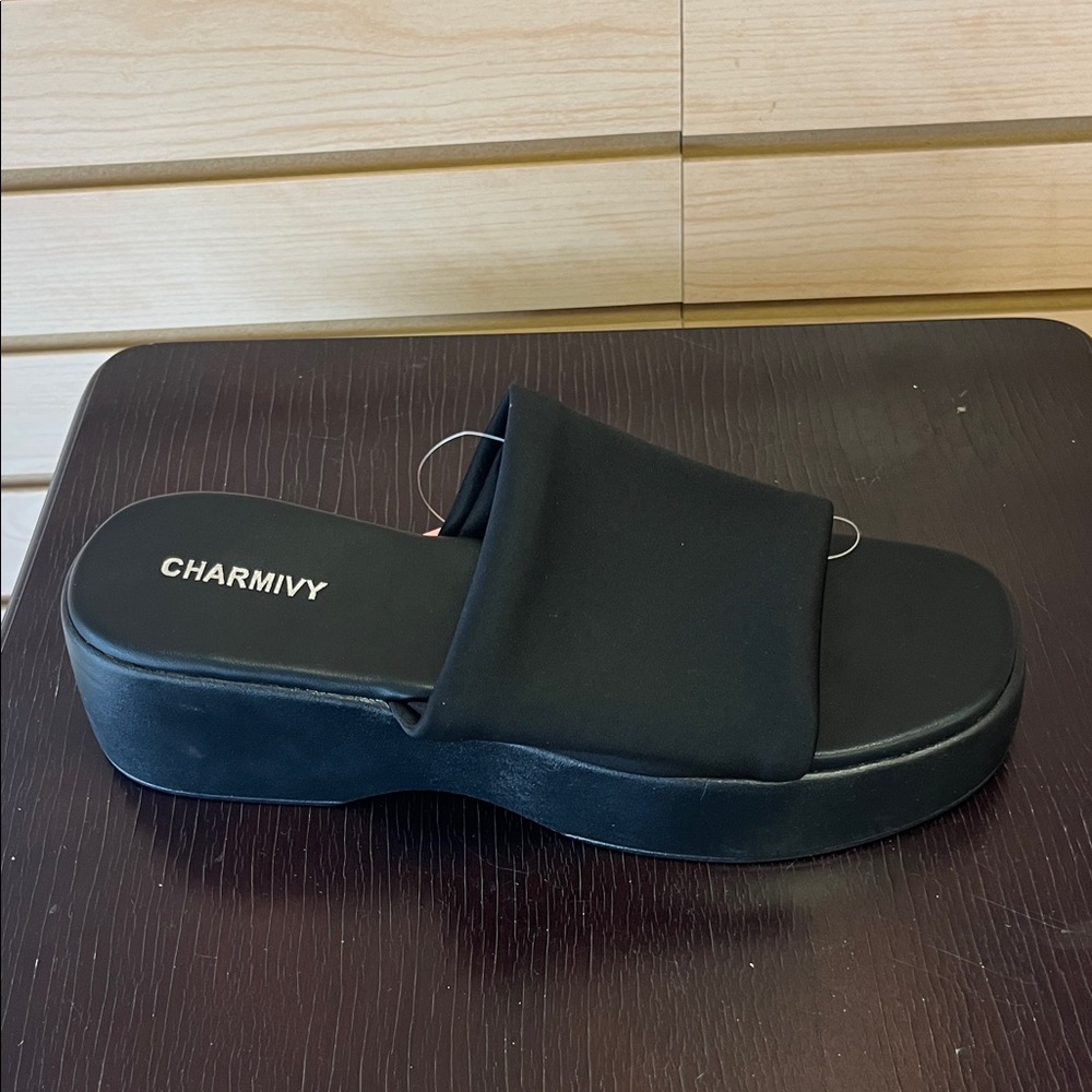 Black Platform Slide Sandals